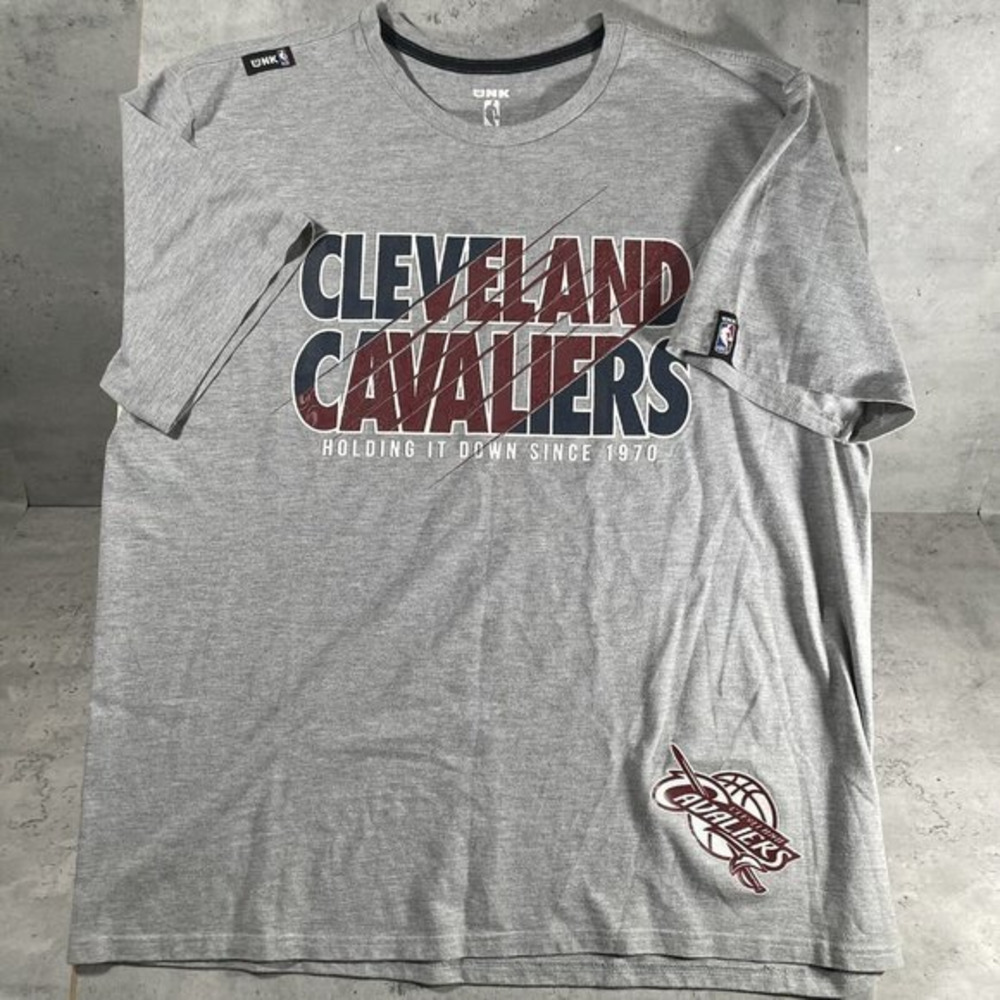 Cleveland Cavaliers UNK Mens XXL T-Shirt Gray NBA Basketball Athletic Tee EUC